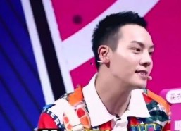 陈伟霆吃瓜娱乐视频,揭秘明星幕后趣事